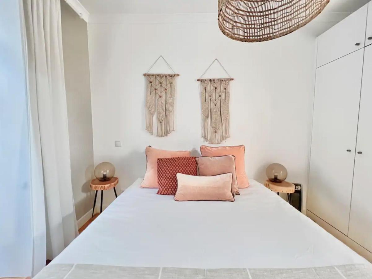 Vila Rosario 3 Studios With Patio By Homeful Homes Lisboa Dış mekan fotoğraf