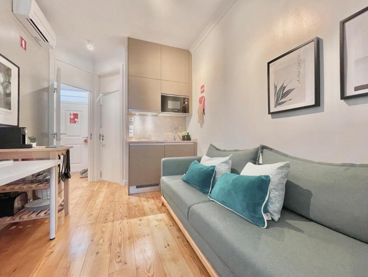 Vila Rosario 3 Studios With Patio By Homeful Homes Lisboa Dış mekan fotoğraf