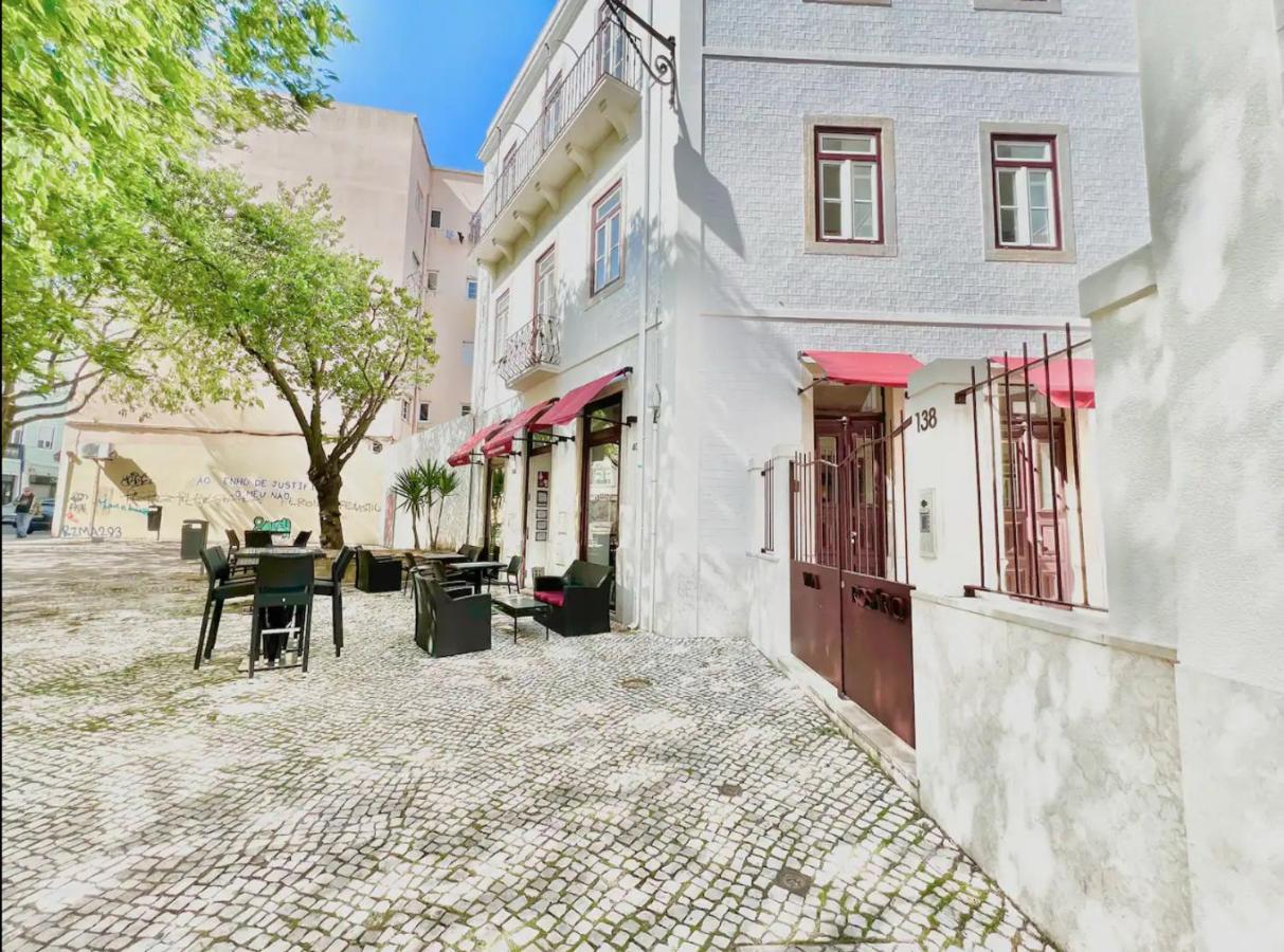 Vila Rosario 3 Studios With Patio By Homeful Homes Lisboa Dış mekan fotoğraf